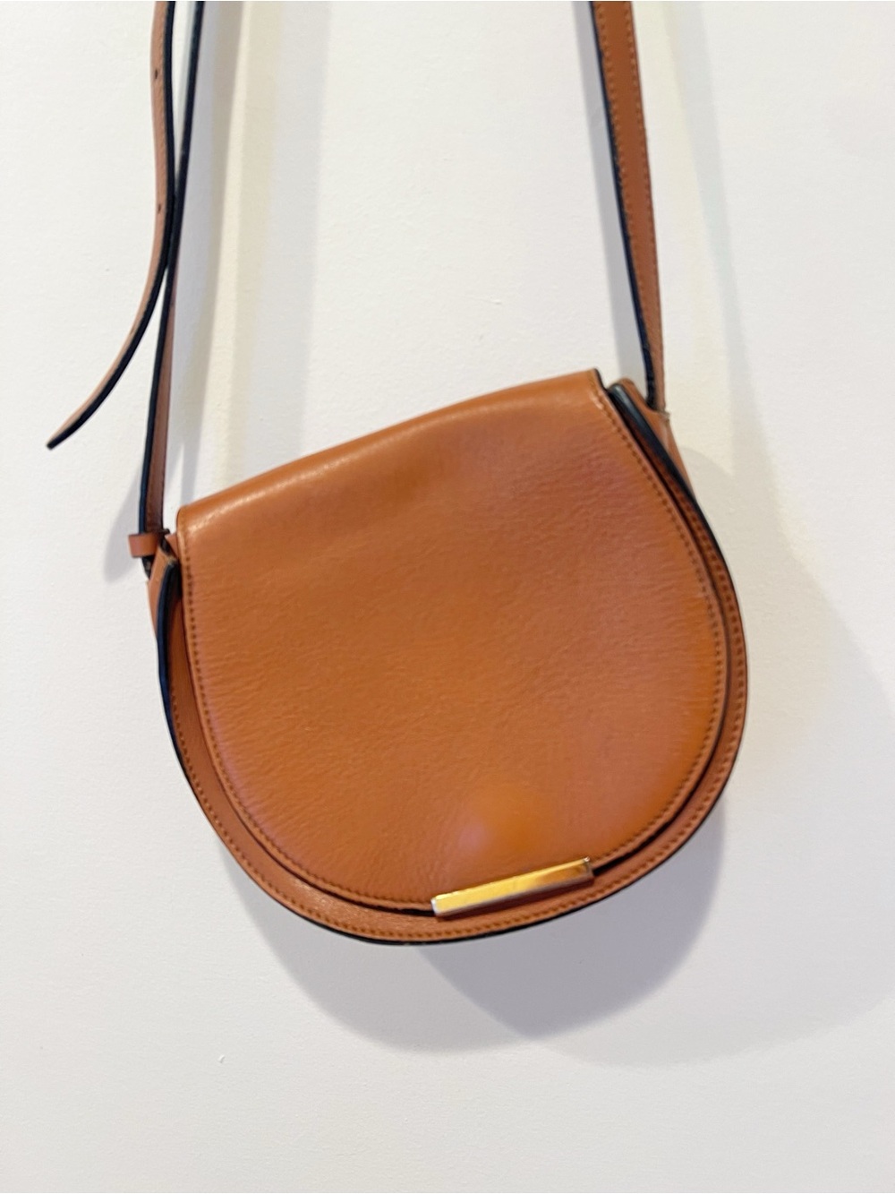 Cuyana mini flap saddle bag leather crossbody shoulder purse caramel tan camel - Picture 11 of 15